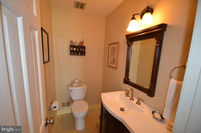 901 LEE AVE, Sykesville, MD 21784