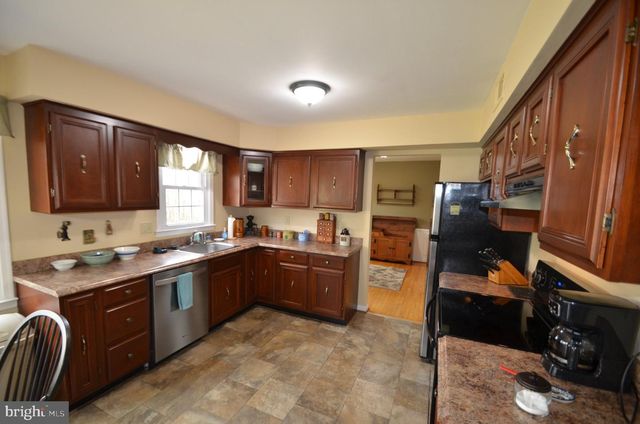 901 LEE AVE, Sykesville, MD 21784