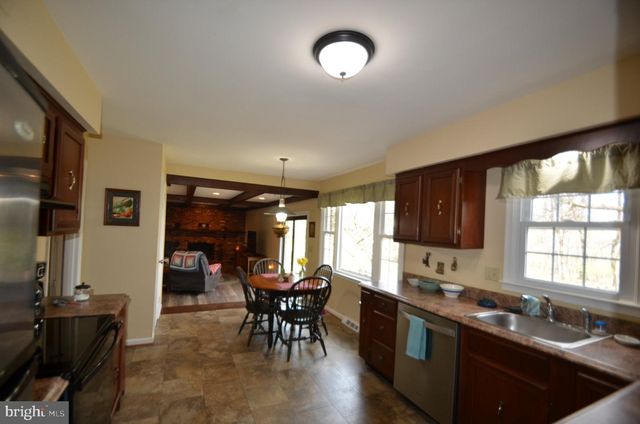 901 LEE AVE, Sykesville, MD 21784