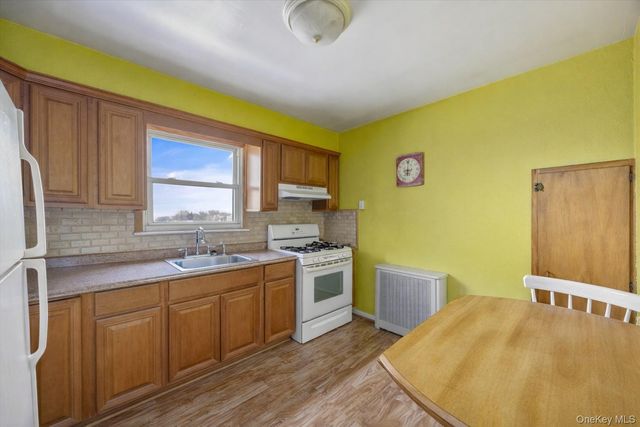 5739 78th Street, Middle Village, NY 11379