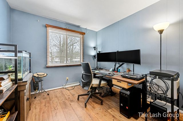 5328 Lindenwood Street, Kalamazoo, MI 49004