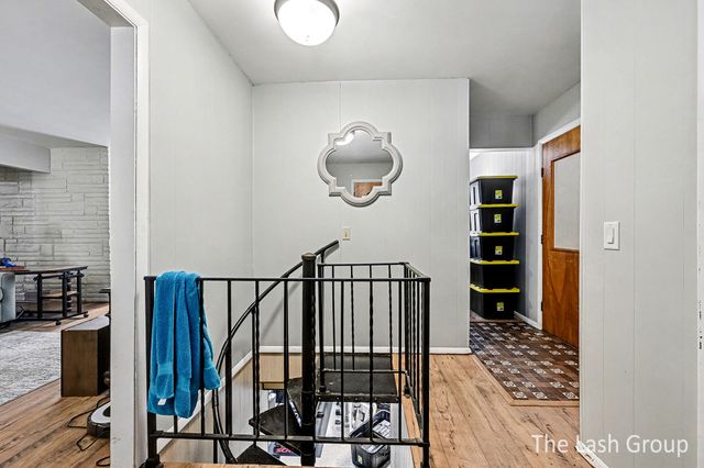 5328 Lindenwood Street, Kalamazoo, MI 49004