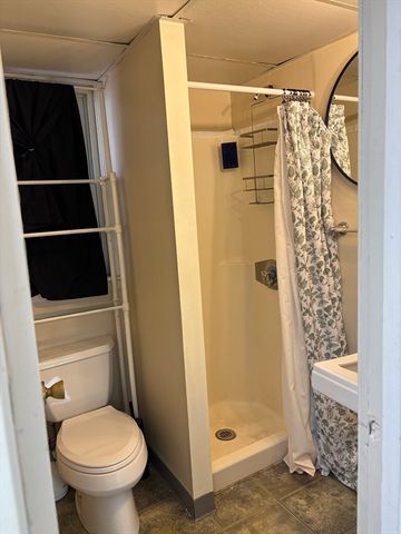 17 Sullivan Ave 0, Newton, MA 02464