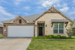 611 Hawks Shadow Drive, Temple, TX 76502
