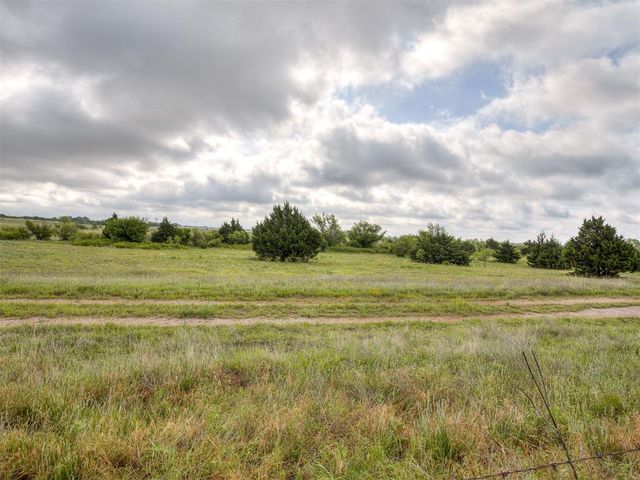 9108 Taggert Lane, Yukon, OK 73099