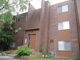 701 spruce Court 4, Vernon Hills, IL 60061