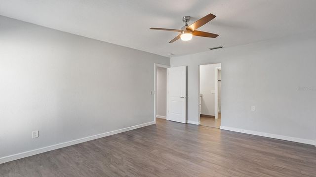 670 LAKE VILLAS DRIVE C, Altamonte Springs, FL 32701