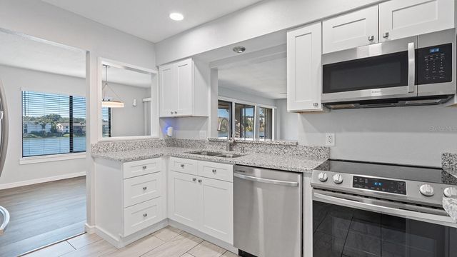 670 LAKE VILLAS DRIVE C, Altamonte Springs, FL 32701