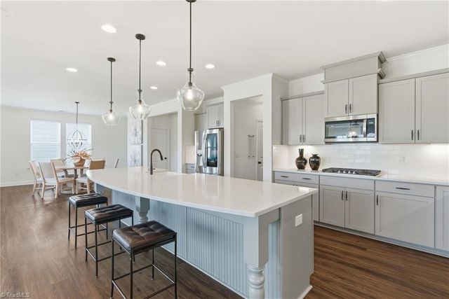 1168 Cardross Street, Burlington, NC 27215