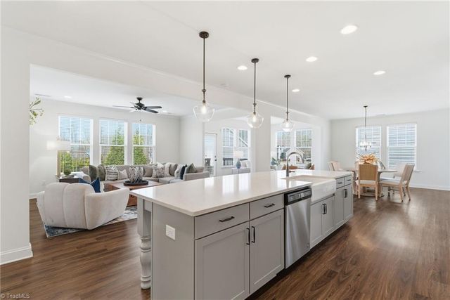 1168 Cardross Street, Burlington, NC 27215