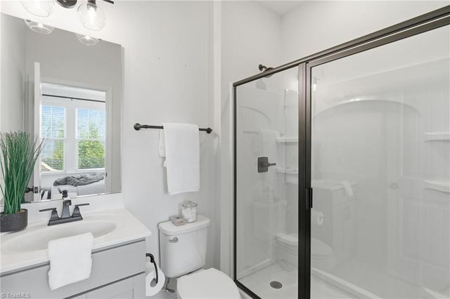 1168 Cardross Street, Burlington, NC 27215