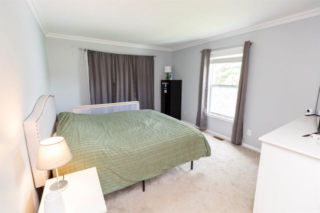 50562 Trammell Drive, South Bend, IN 46637