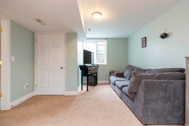 50562 Trammell Drive, South Bend, IN 46637