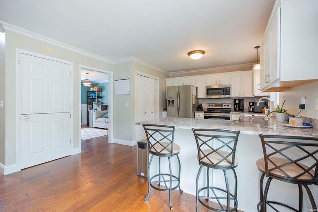 50562 Trammell Drive, South Bend, IN 46637
