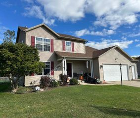 50562 Trammell Drive, South Bend, IN 46637