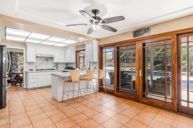 652 Stonebrook Street, Simi Valley, CA 93065