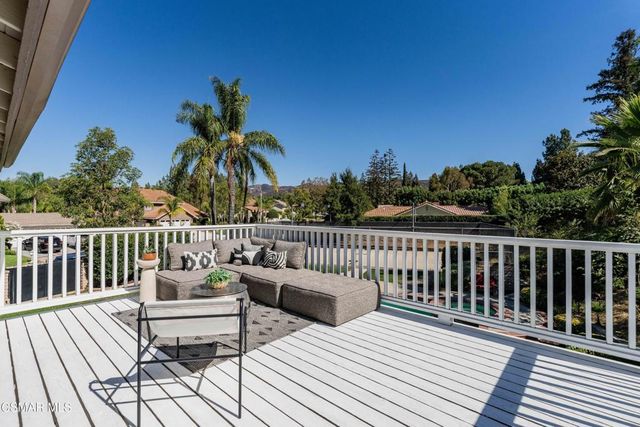 652 Stonebrook Street, Simi Valley, CA 93065