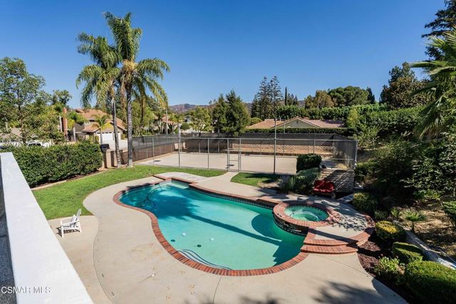652 Stonebrook Street, Simi Valley, CA 93065
