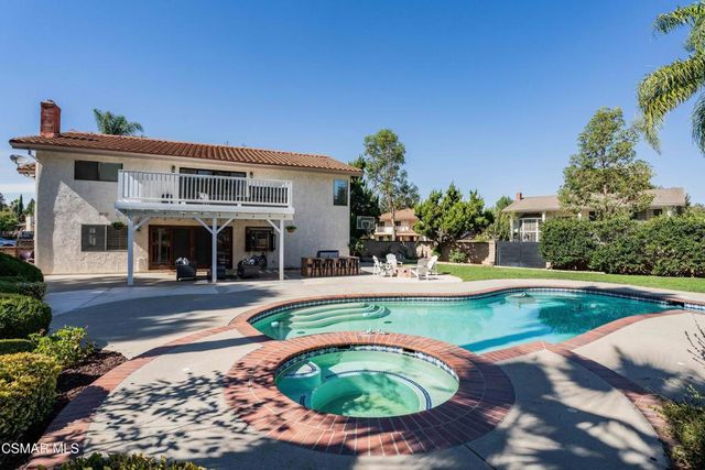 652 Stonebrook Street, Simi Valley, CA 93065