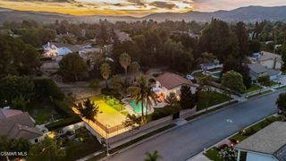 652 Stonebrook Street, Simi Valley, CA 93065
