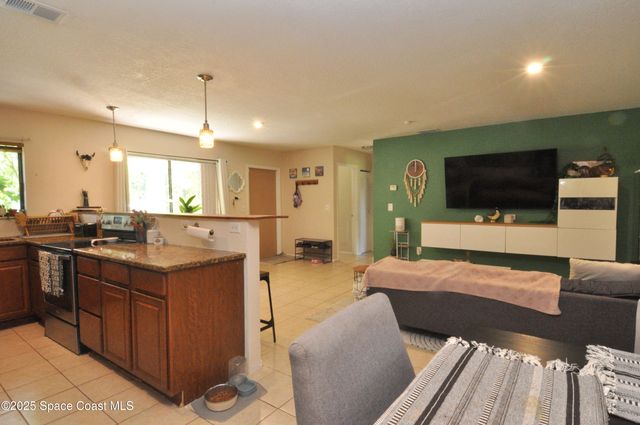 1318 Vancouver Avenue SE, Palm Bay, FL 32909