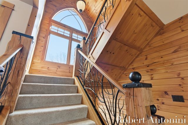 6775 Sunset Cove, Rockford, MI 49341