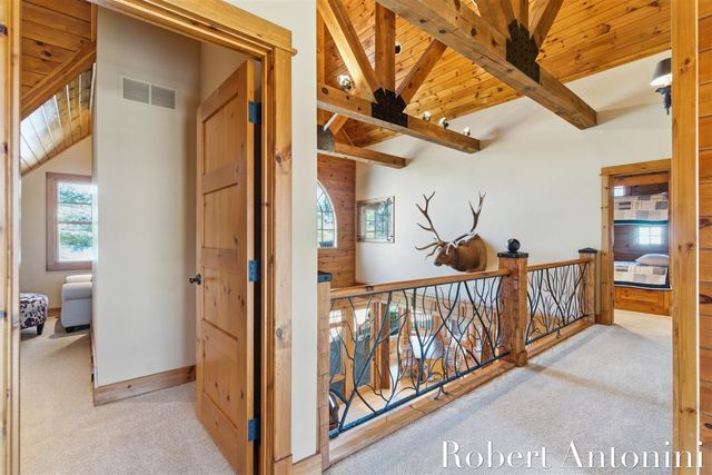 6775 Sunset Cove, Rockford, MI 49341