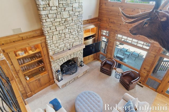 6775 Sunset Cove, Rockford, MI 49341