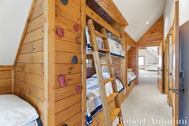 6775 Sunset Cove, Rockford, MI 49341