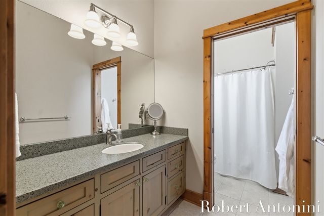 6775 Sunset Cove, Rockford, MI 49341