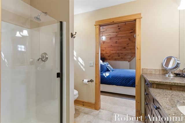 6775 Sunset Cove, Rockford, MI 49341