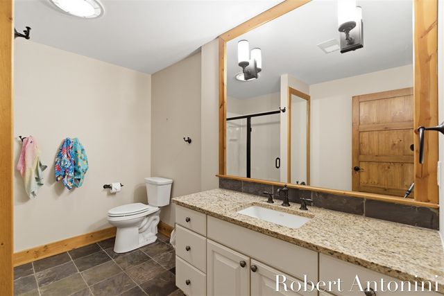 6775 Sunset Cove, Rockford, MI 49341