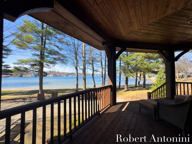 6775 Sunset Cove, Rockford, MI 49341