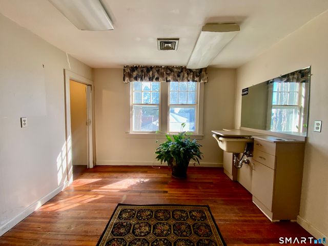 506 Old Stratfield Road, Fairfield, CT 06825