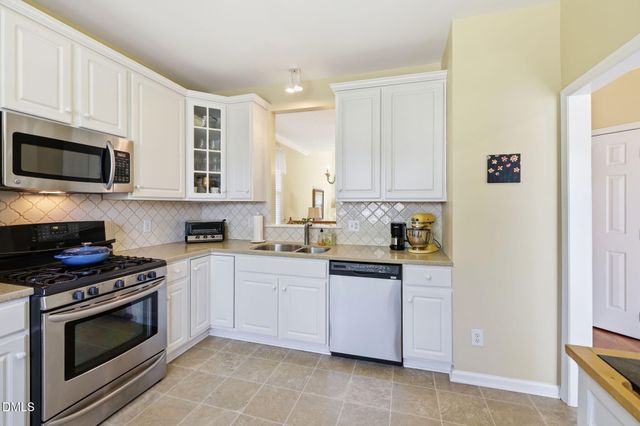 306 Vinca Circle, Cary, NC 27513