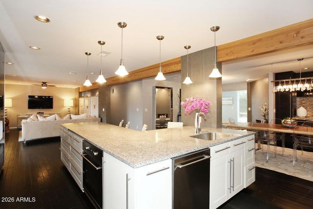 5426 N 81ST Place, Scottsdale, AZ 85250