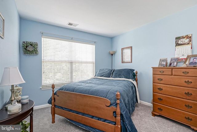 306 BRANDYWINE DR, Williamstown, NJ 08094