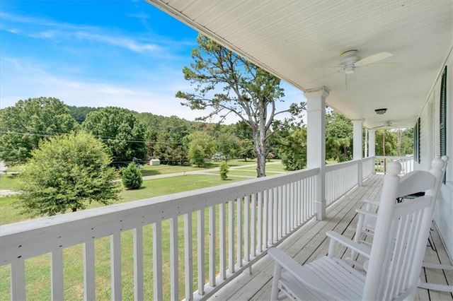 32 Baker Road SE, Cartersville, GA 30120