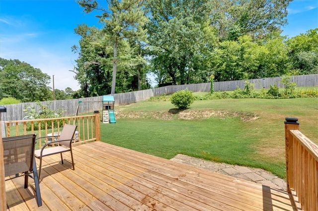 32 Baker Road SE, Cartersville, GA 30120