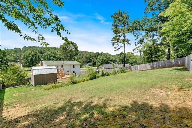 32 Baker Road SE, Cartersville, GA 30120