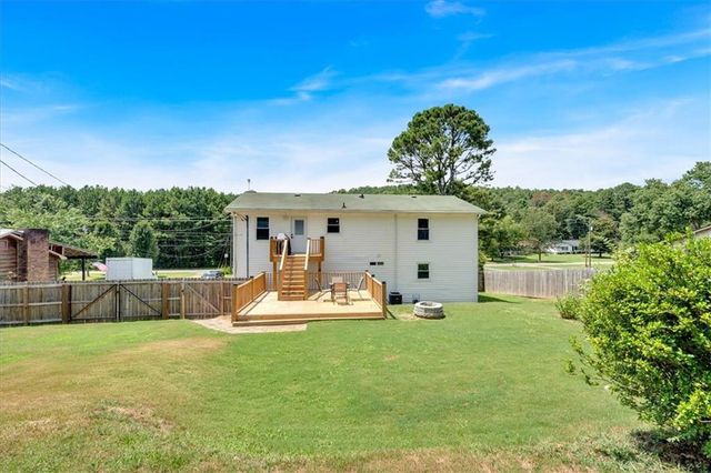 32 Baker Road SE, Cartersville, GA 30120