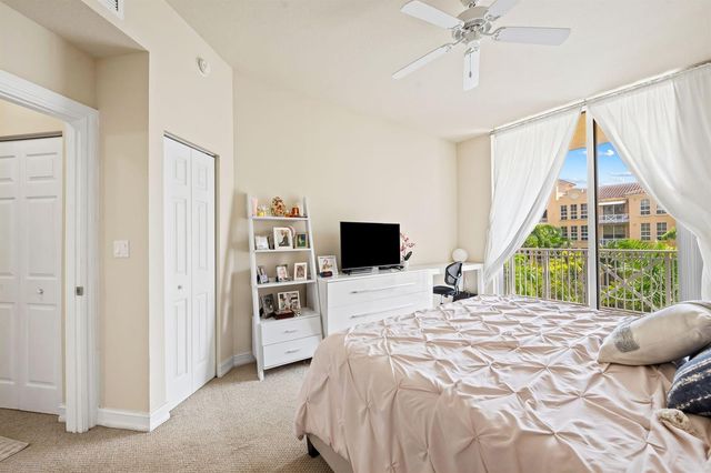 3001 NE 185th Street 536, Aventura, FL 33180