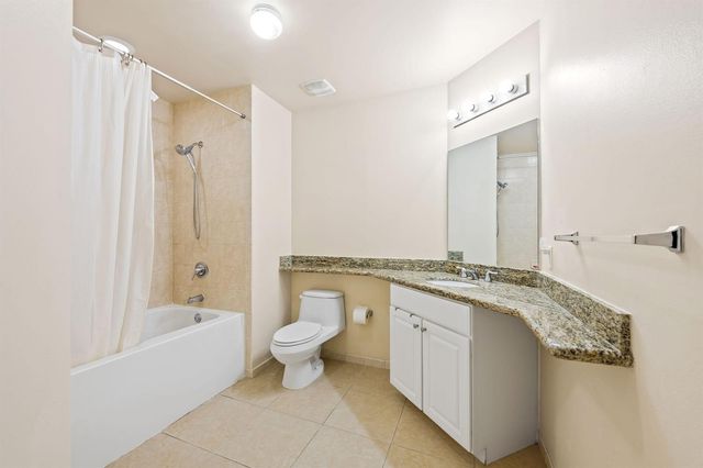 3001 NE 185th Street 536, Aventura, FL 33180