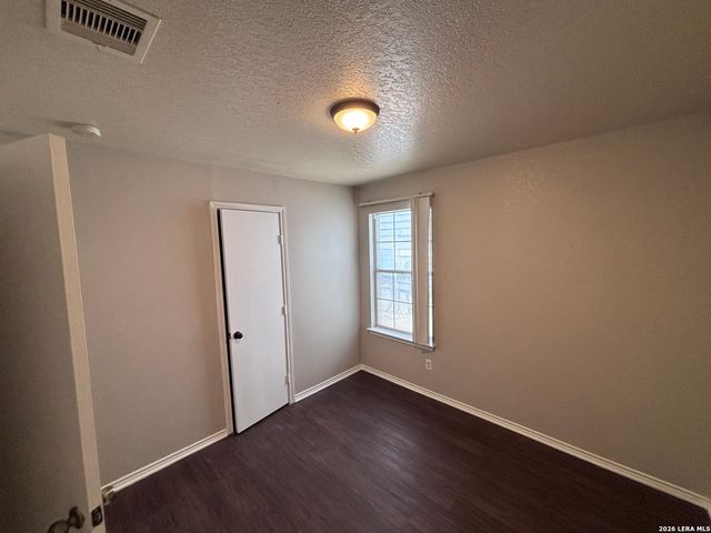 1423 Barker Bay, San Antonio, TX 78245