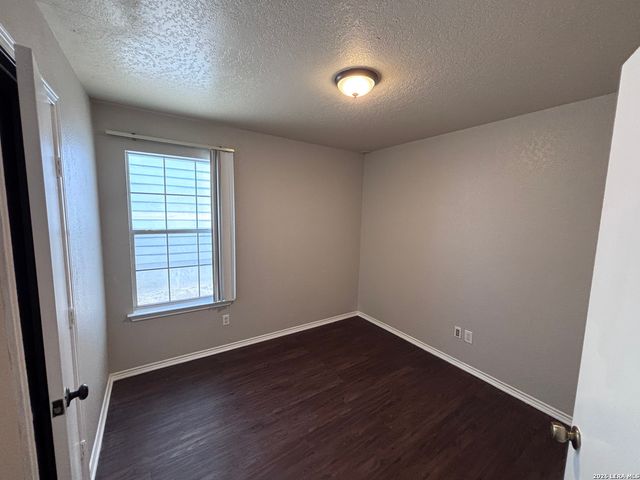 1423 Barker Bay, San Antonio, TX 78245