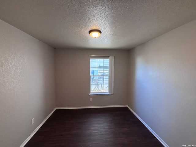 1423 Barker Bay, San Antonio, TX 78245