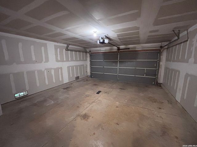 1423 Barker Bay, San Antonio, TX 78245