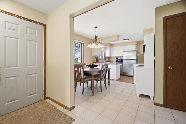612 S MATTHIAS STREET, Appleton, WI 54915