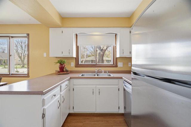 612 S MATTHIAS STREET, Appleton, WI 54915