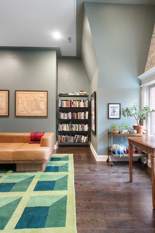 41 E Elm Street, Chicago, IL 60611